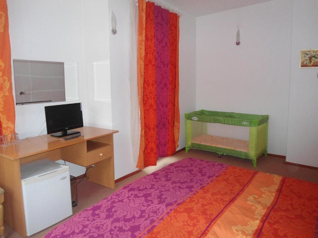 Отель Family Hotel Vit Тетевен