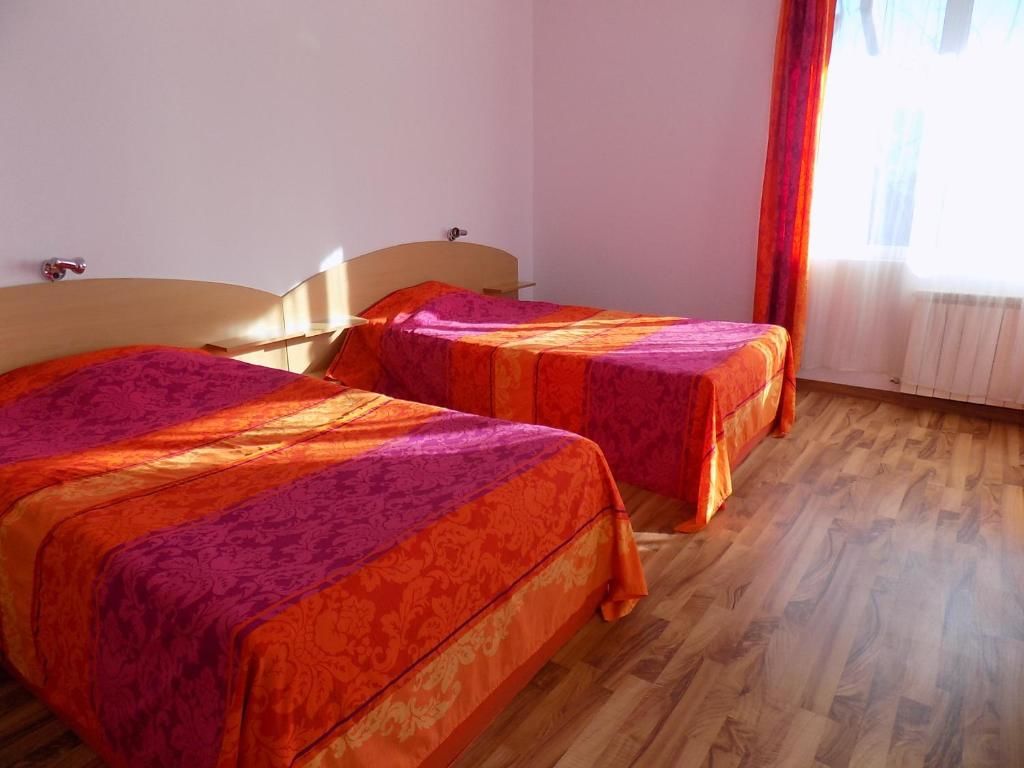 Отель Family Hotel Vit Тетевен